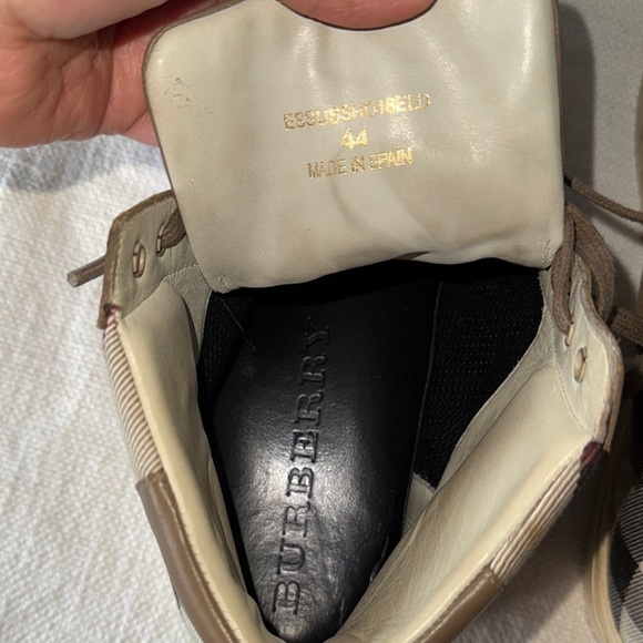 Brown High-Top Sneakers with Checkered Pattern - Picture 7 of 7